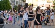 Trzeciomajówka na Głównym Rynku w Kaliszu. Muzyka porwała mieszkańców