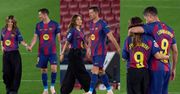 Lewandowscy uchwyceni przez paparazzi na pustym Camp Nou. Wzruszające chwile po pożegnalnym meczu Roberta (ZDJĘCIA)