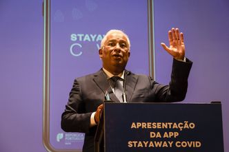 Pieniądze z UE za praworządność. Premier Portugalii przeciwny ponownym negocjacjom