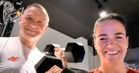 Andrzej Duda wyciska hantle. Prezydent Węgier pokazała prywatne zdjęcie