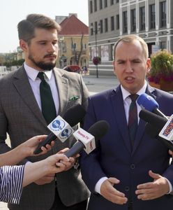 "To nie jest dla mnie wiarygodne źródło informacji". Andruszkiewicz nie widzi problemu w tym, że część widzów jest bez dostępu do TVN