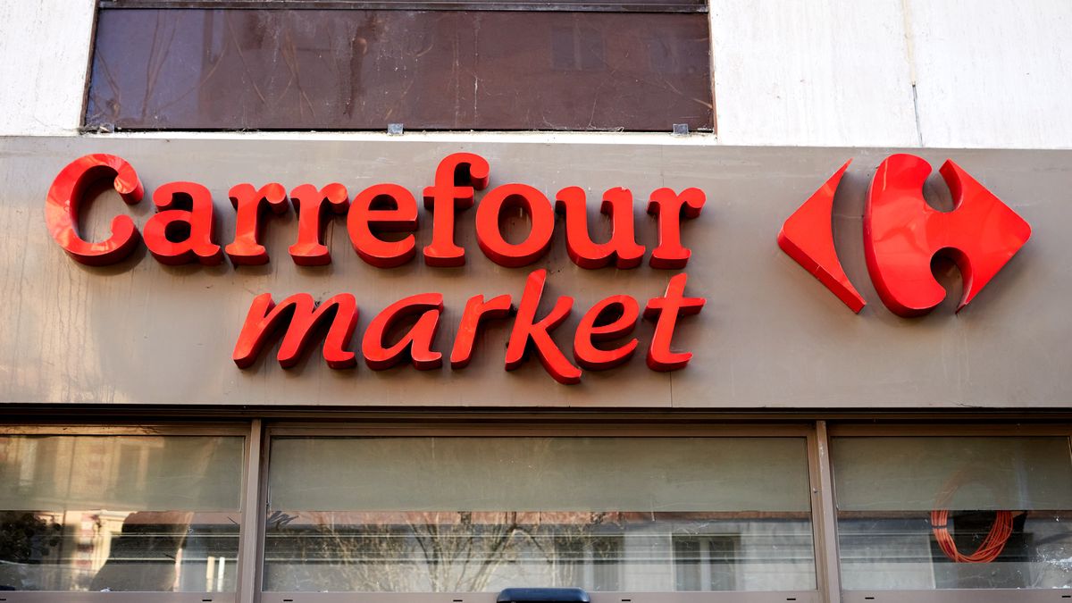 The logo of the French multinational retail and wholesaling company Carrefour is in Paris, France, on December 16, 2025. (Photo by Adnan Farzat/NurPhoto via Getty Images)