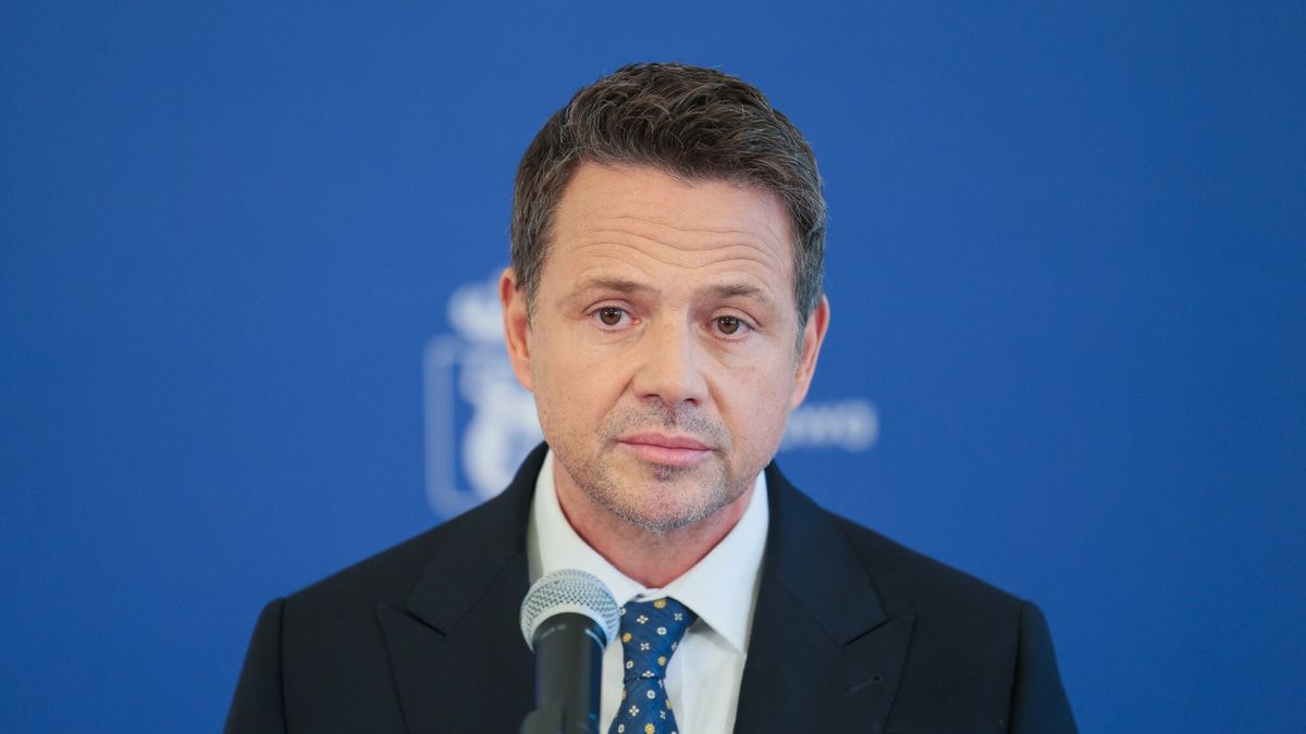 Rafał Trzaskowski na konferencji prasowej ws. Warszawskiego Szpi