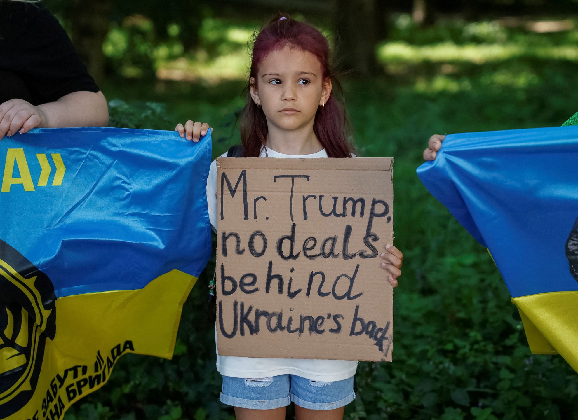 Ukraińcy protestujący przed ambasadą USA w Ukrainie 