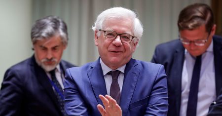 Makowski: "Rekonstrukcja przed rekonstrukcją. Odejście Czaputowicza to zły sygnał dla rządu" [OPINIA]