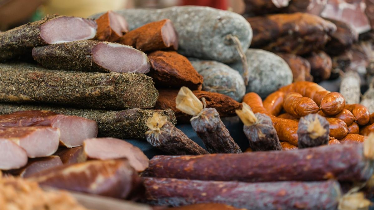 Czerwone mięso naprawdę szkodzi, czy to kwestia ilości i pochodzenia?