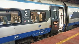 "Plaga" w pociągach. Konduktorka ujawnia, do czego są zdolni podróżni