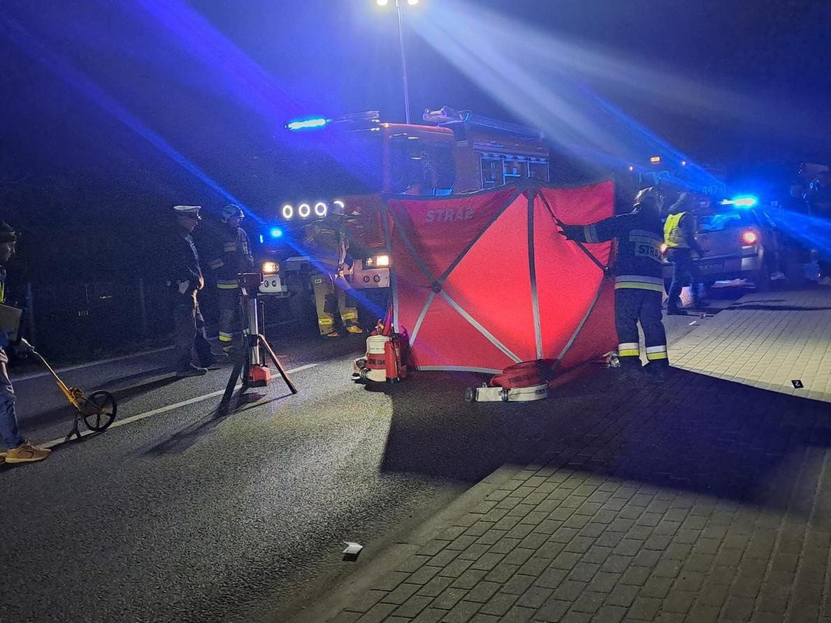 Tragedia w Zarzeczu. Zmarł 67-latek przejechany przez samochód