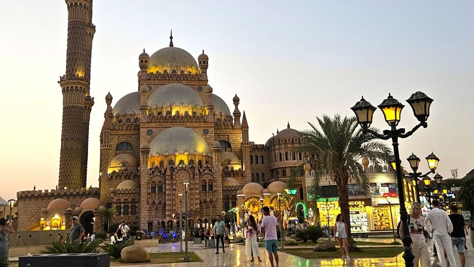 Centrum Szarm el-Szejk, widok na meczet