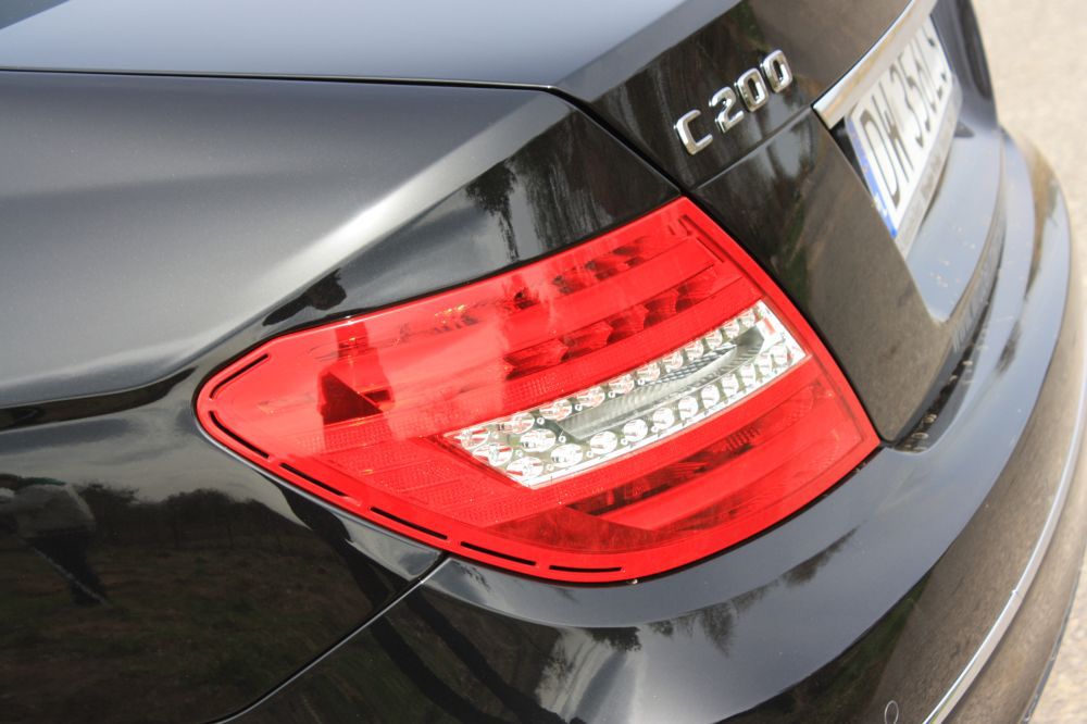 Mercedes C 200