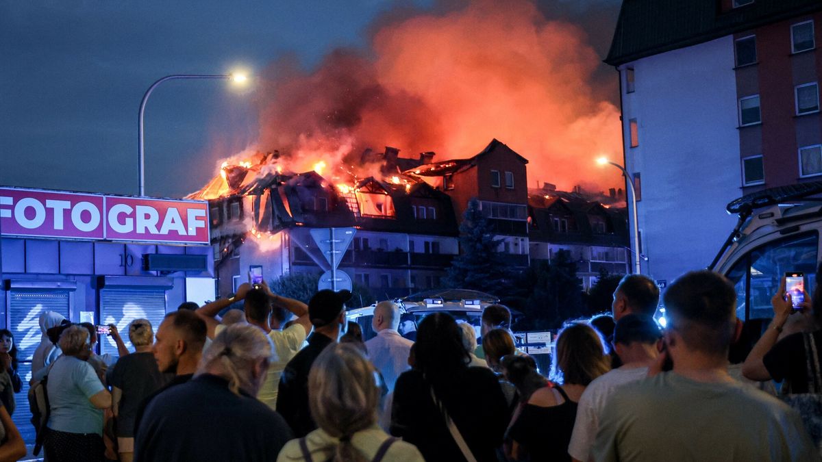 Pożar bloku w Ząbkach