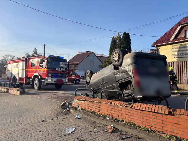 Sulęczyn: Kradzionym pojazdem doprowadził do kolizji