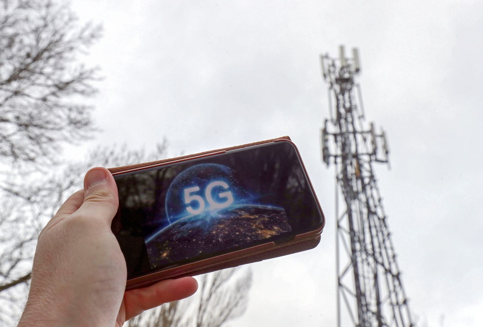 5G w Polsce znów pod znakiem zapytania