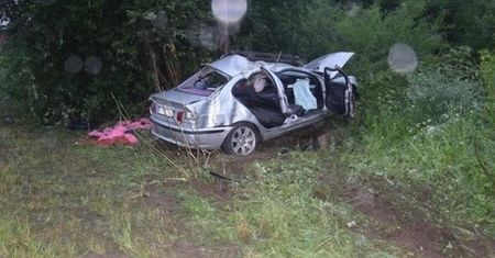 Sieniawa. Tragiczny finał policyjnego pościgu. Nie żyje 17-letni kierowca BMW