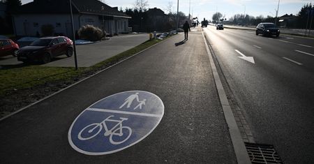 Tragedia na ścieżce rowerowej. Nie żyje 70-latek