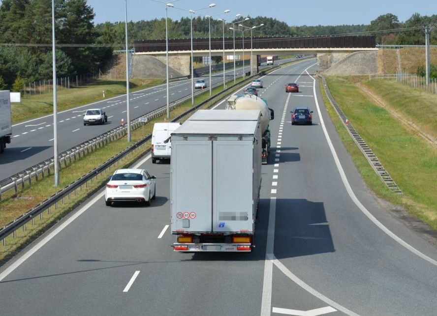 Nowe zasady na autostradach. Będą nowe ceny dla kierowców ciężarówek