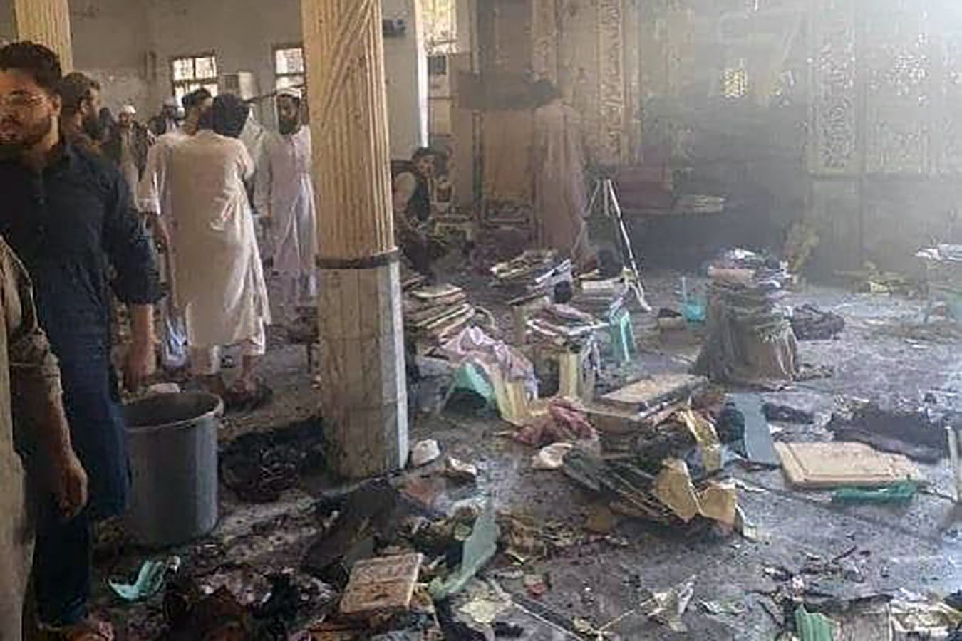 Wbiegł do meczetu z bombą. Nie żyje 56 osób