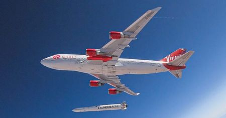 Virgin Orbit wyniesie w kosmos polskie satelity. Gigant podpisał kontrakt z SatRevolution