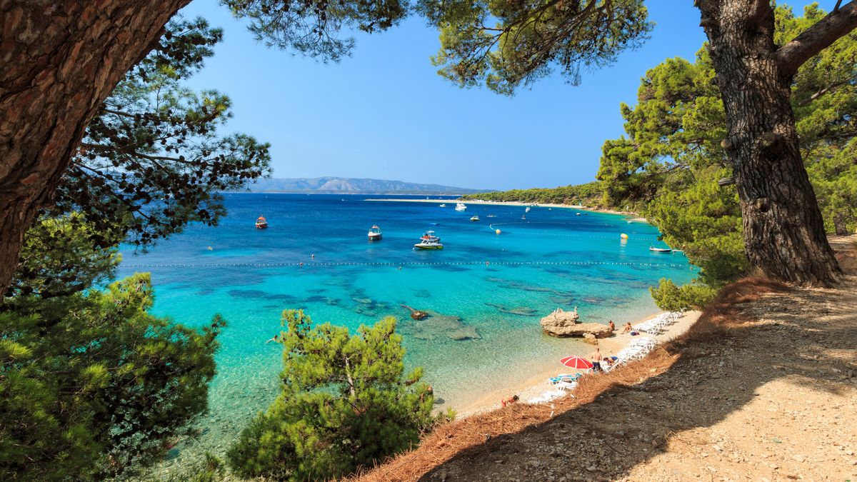 Najpiękniejsze plaże w Europie: gdzie warto pojechać?