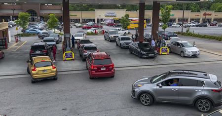 USA po cyberataku na Colonial Pipeline. Na Wschodnim Wybrzeżu zaczyna brakować benzyny