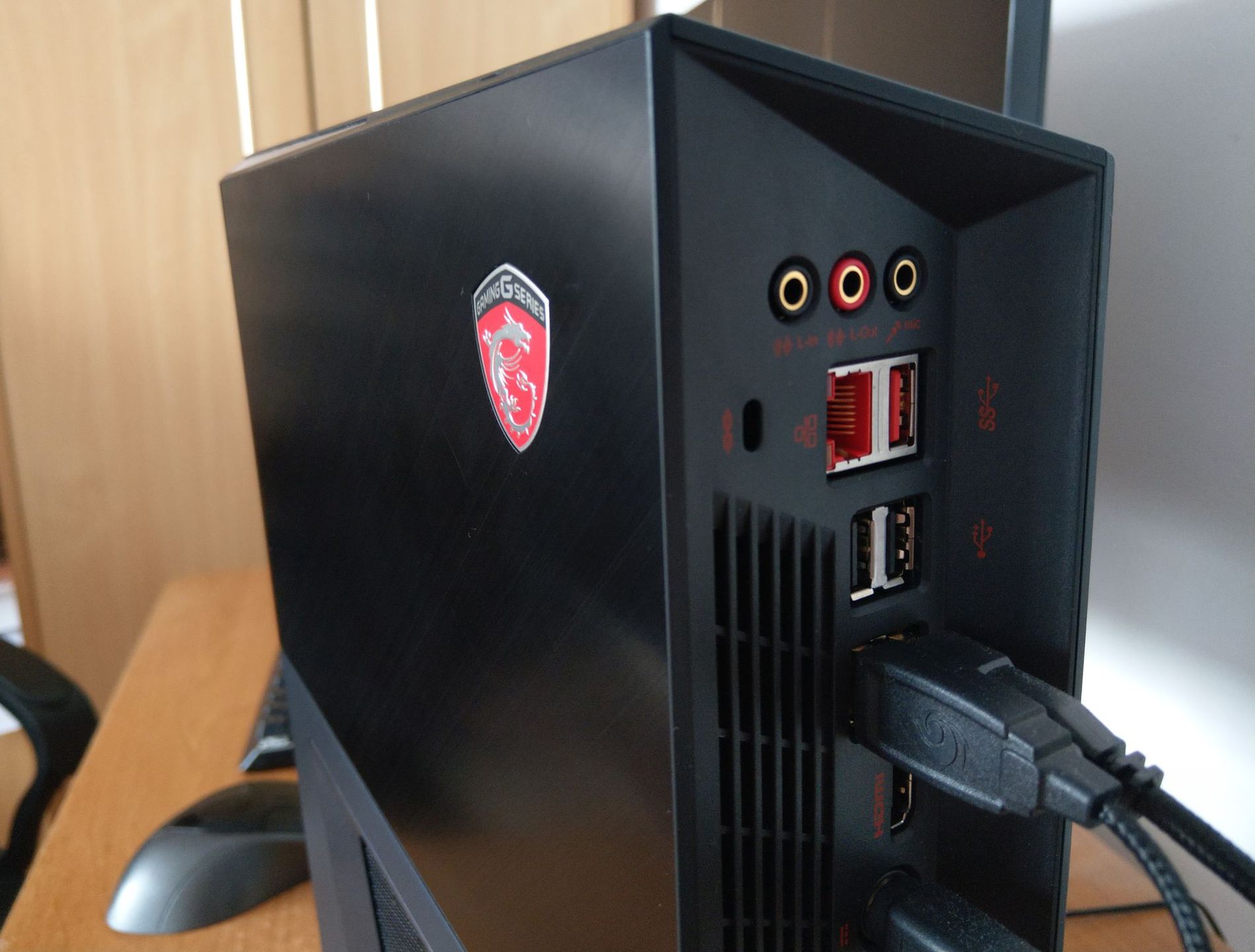 MSI Trident 3, czyli komputer dla graczy wielkości konsoli [test] 7