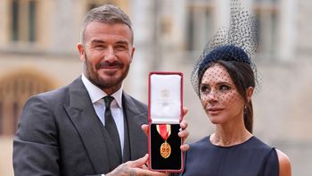 Dziś "Sir David Beckham", kiedyś rzekome pretensje do "niewdzięcznych C*P". Pamiętacie wyciek tych maili?