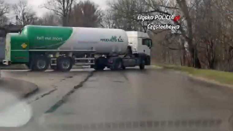 Szybka jazda takim zestawem na pewno nie jest łatwa.