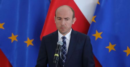 Podwyżki dla posłów. Jest decyzja KO. Borys Budka zabrał głos