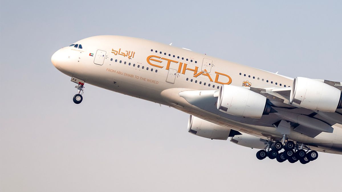 Eithad Airlines przywracają niektóre połączenia