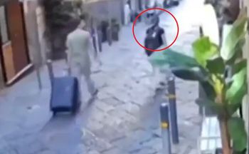 Rzeźba spadła wprost na turystkę. Rodzice 13-latka usłyszeli zarzuty