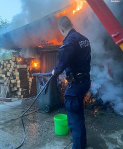 Śląsk. Krok od tragedii. Domownicy spali, gdy wybuchł pożar, pomogli policjanci