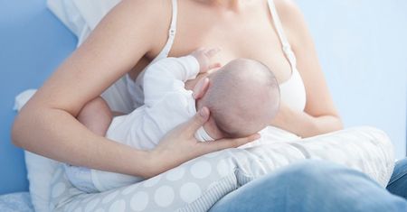 Karmienie piersią adoptowanego dziecka