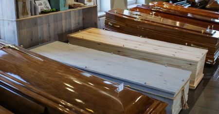 Szok w Tajlandii. 65-latka ocknęła się w trumnie tuż przed kremacją