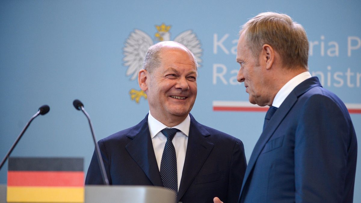 Donald Tusk spotkał się z Olafem Scholzem. Beata Szydło uważa, że politycy "poniżyli Polaków"