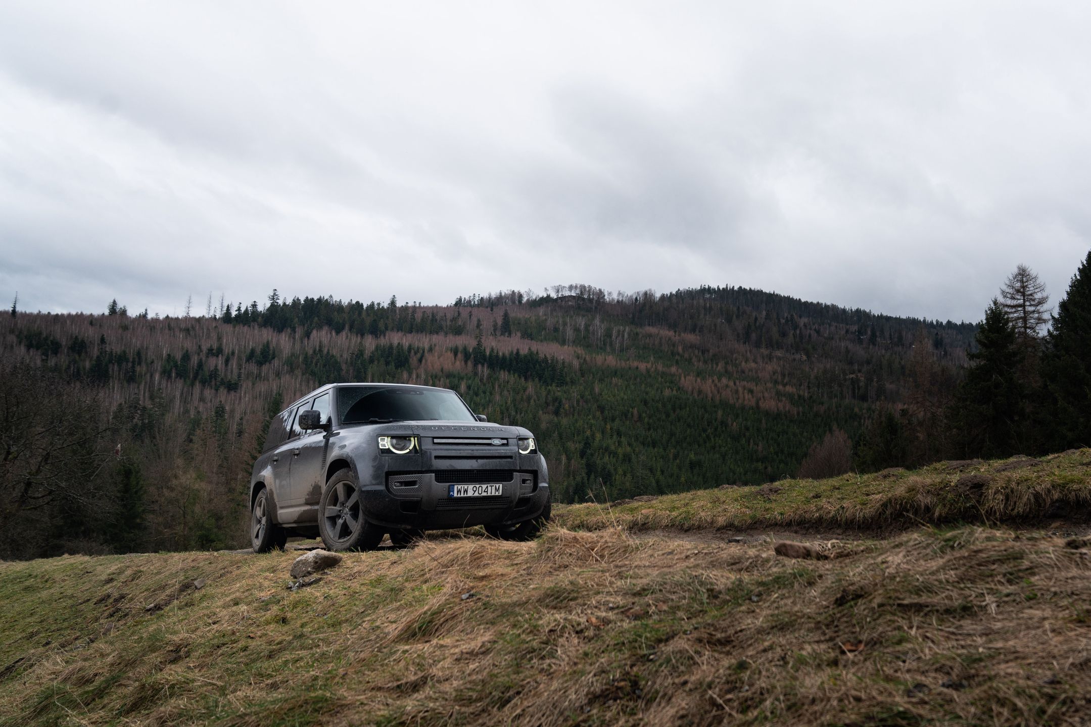 Land Rover Defender 130 Outbound