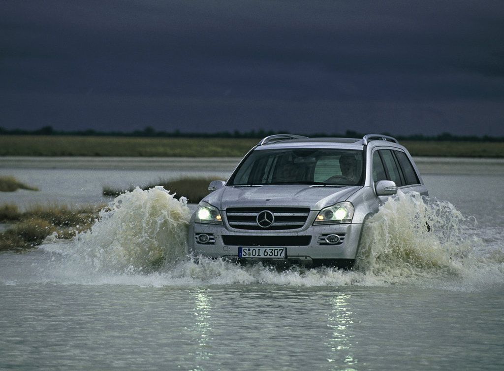 Mercedes GL (X164)