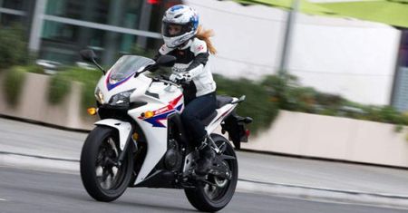 Akcja serwisowa pięćsetek Hondy w Polsce