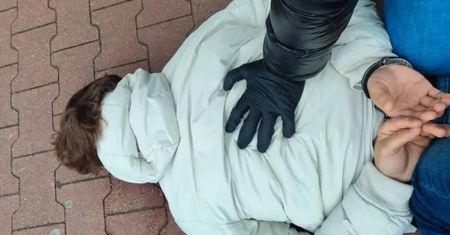 Kolejny oszust na BLIK’a zatrzymany przez policję. 21-letni obywatel Ukrainy zdążył wyłudzić co najmniej 50 tysięcy złotych