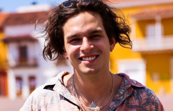 Uczestnik „Hotelu Paradise” okazał się bratem menadżera TVN