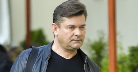 Mieszka pod Białymstokiem. Oto "skromny i swojski" dom króla disco polo