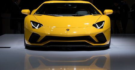 Lamborghini chce zakończyć pewną epokę i ogłasza elektryfikację portfolio