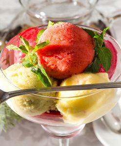 Czas na letnie orzeźwienie. 7 pomysłów na sorbet