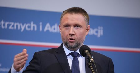 Incydent z Black Hawkiem. Minister o "szokujących" ustaleniach