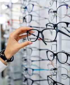 Де у Варшаві безкоштовно перевірити зір та отримати окуляри