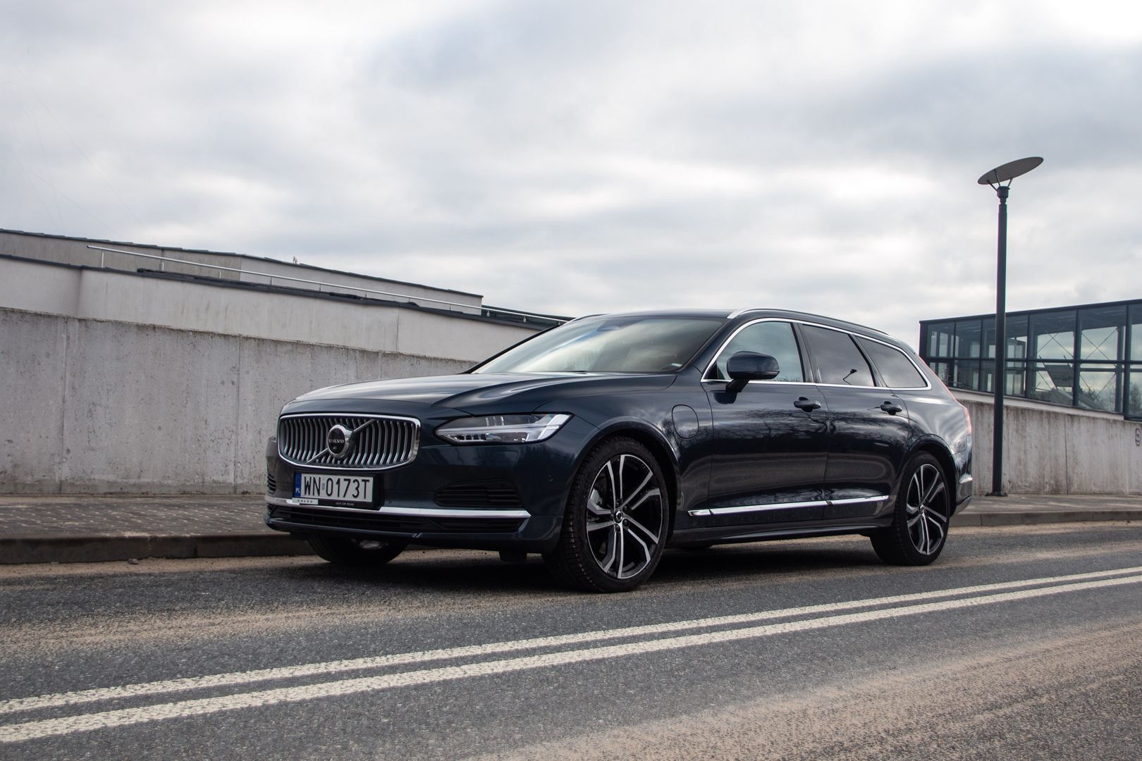 Volvo V90 T8