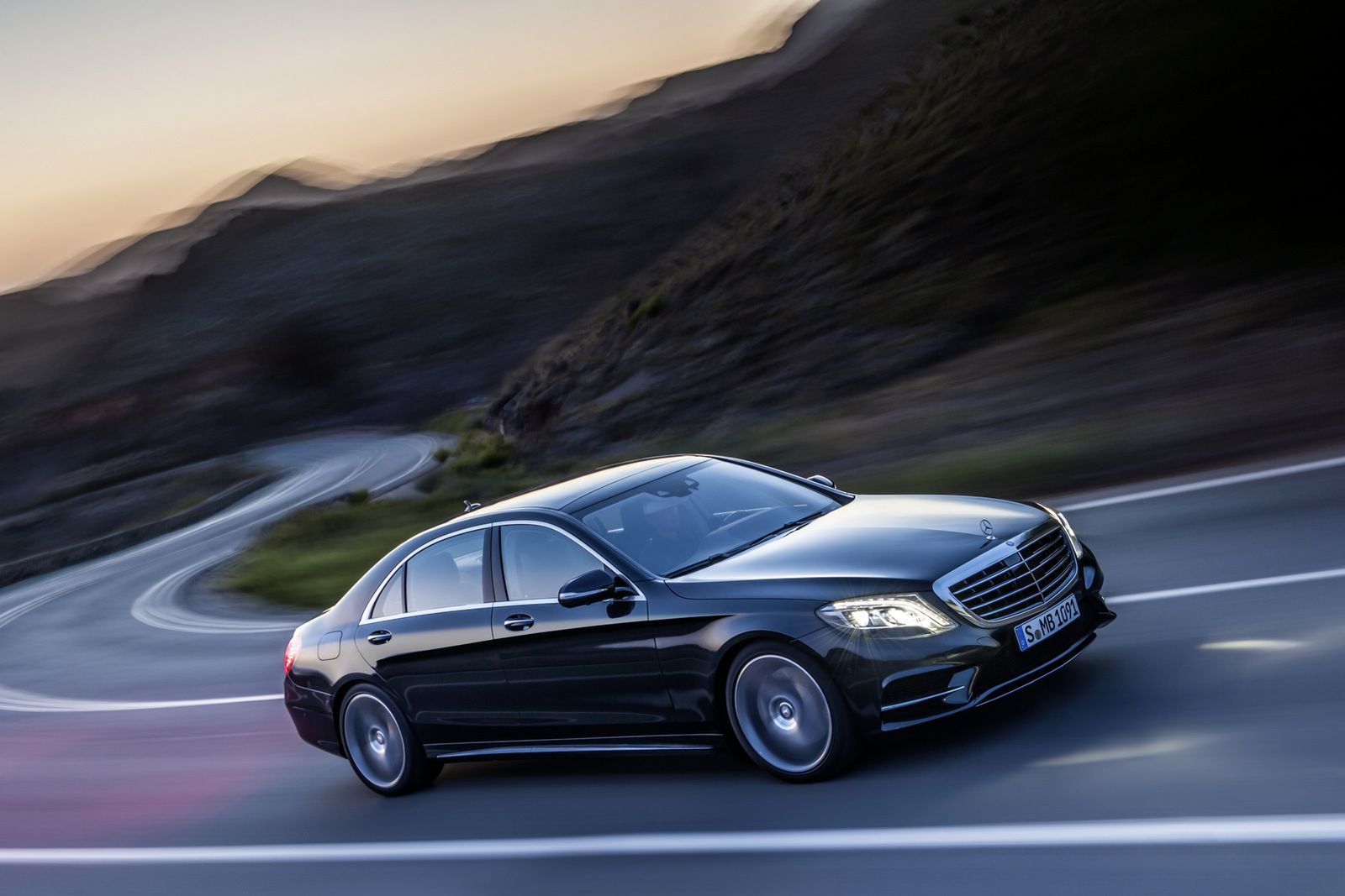 Mercedes-Benz klasy S W222 [galeria] 3