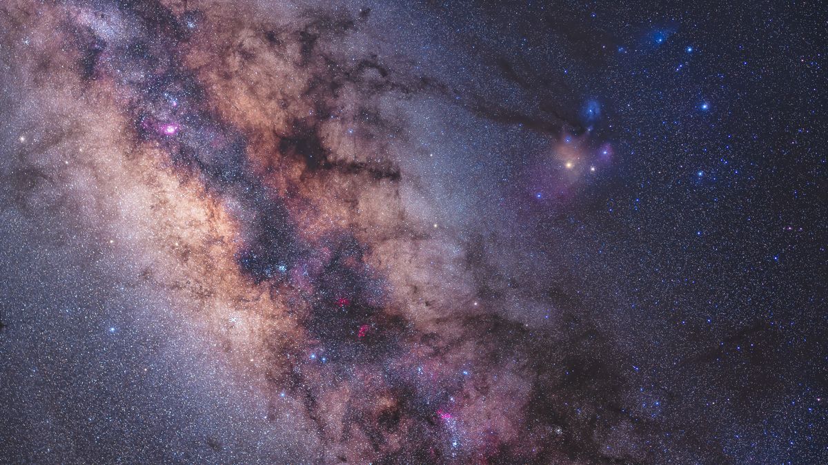 Dlaczego wszechświat istnieje? Naukowcy szukają odpowiedzi