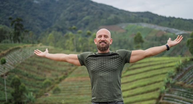 „Ciężarówką przez Indonezję” jesienną nowością Discovery Channel. Dawid Andres wyrusza w podróż