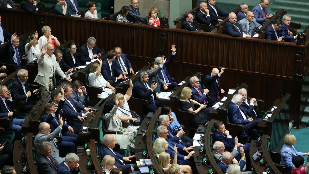 81. posiedzenie Sejmu IX kadencji
Fot. Piotr Molecki/East News Warszawa, 17.08.2023. 81. posiedzenie Sejmu IX kadencji.
Piotr Molecki