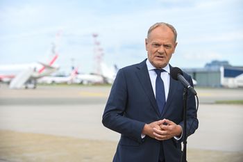 Tusk o fałszywych alarmach. "Będą kolejne zatrzymania"